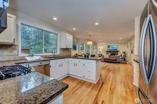 13133 NE 74th St, Kirkland, WA 98033 - Photo 13