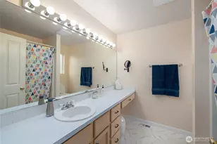 2808 W 2nd St, Anacortes, WA 98221 - Photo 11