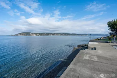 1838 Day Island Boulevard W, University Place, WA 98466 - Photo 27