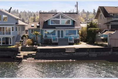 1838 Day Island Boulevard W, University Place, WA 98466 - Photo 1