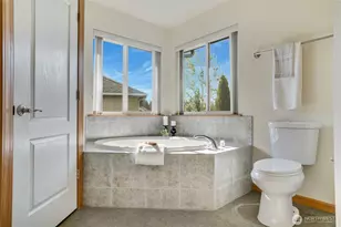 19321 205th St E, Orting, WA 98360 - Photo 23