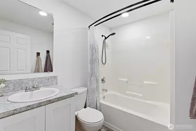 9047 Pepperidge Lane SE, Yelm, WA 98597 - Photo 15