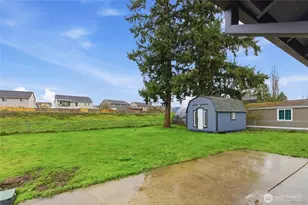 9047 Pepperidge Ln SE, Yelm, WA 98597 - Photo 33