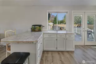 933 13th St SW, Puyallup, WA 98371 - Photo 15