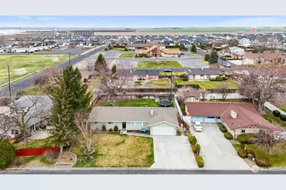 915 E Elsinore Street, Othello, WA 99344 - Photo 29