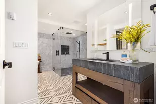 11753 Lakeside Ave NE, Seattle, WA 98125 - Photo 13