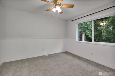 25608 Cumberland Way, Black Diamond, WA 98010 - Photo 31