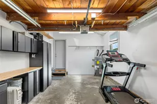 9240 30th Ave SW, Seattle, WA 98126 - Photo 23