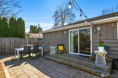 9240 30th Avenue SW, Seattle, WA 98126 - Photo 29