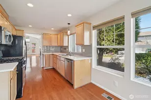 5909 Panorama Dr SE, Auburn, WA 98092 - Photo 11