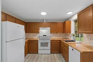 7822 Songbird Way, Clinton, WA 98236 - Photo 11