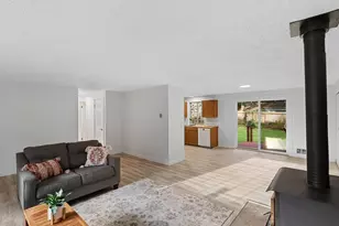 7822 Songbird Way, Clinton, WA 98236 - Photo 15