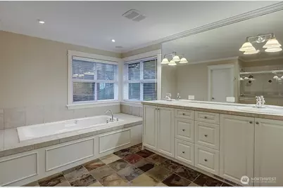 16721 SE 63rd Place, Bellevue, WA 98006 - Photo 19