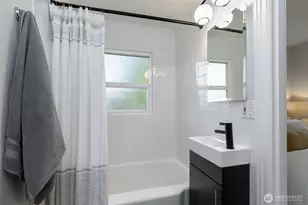 2223 S 124th St, Burien, WA 98168 - Photo 31