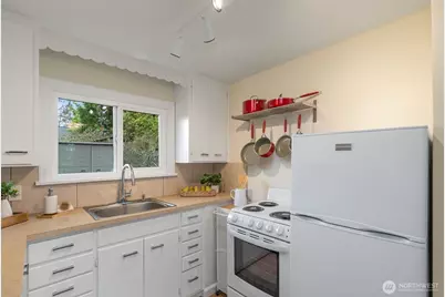 2223 S 124th Street, Burien, WA 98168 - Photo 35