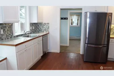 1966 Wilson Ave., Enumclaw, WA 98022 - Photo 9