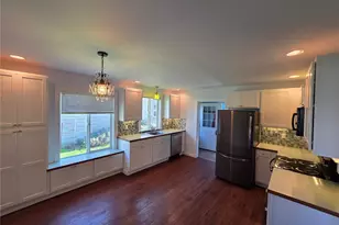 1966 Wilson Ave, Enumclaw, WA 98022 - Photo 7