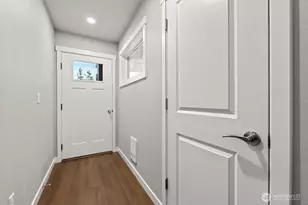 16823 Alder Way, Lynnwood, WA 98037 - Photo 7