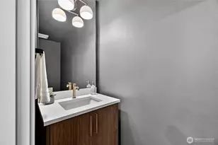 11011 Goodwin Way NE, Seattle, WA 98125 - Photo 29