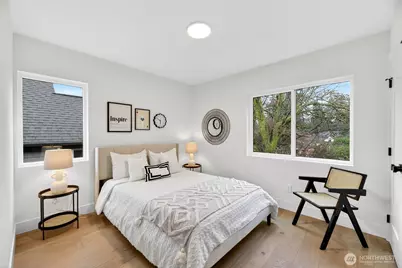 11011 Goodwin Way NE, Seattle, WA 98125 - Photo 19