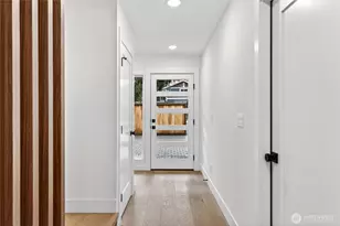 11011 Goodwin Way NE, Seattle, WA 98125 - Photo 35