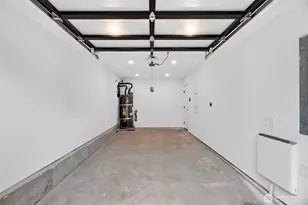 11011 Goodwin Way NE, Seattle, WA 98125 - Photo 31