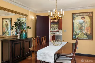 12715 Palatine Avenue N, Seattle, WA 98133 - Photo 9