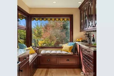 12715 Palatine Avenue N, Seattle, WA 98133 - Photo 13