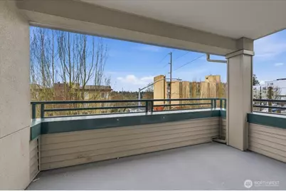 8760 Greenwood Avenue N #N308, Seattle, WA 98103 - Photo 23