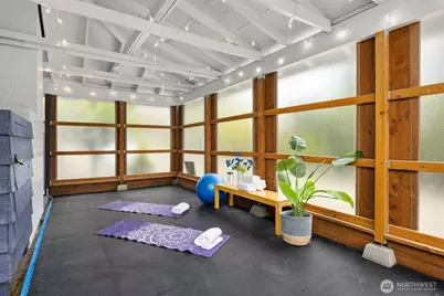 1090 Grow Avenue NW, Bainbridge Island, WA 98110 - Photo 25