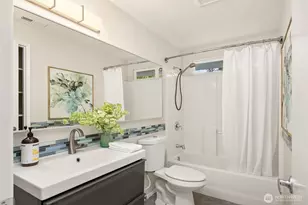 1090 Grow Ave NW, Bainbridge Island, WA 98110 - Photo 23