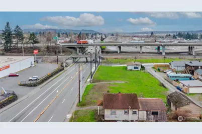 311 A Street SE, Auburn, WA 98002 - Photo 3