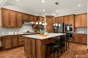 25812 SE 28th Pl, Sammamish, WA 98075 - Photo 15
