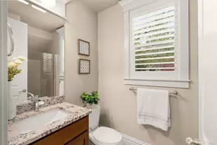 25812 SE 28th Pl, Sammamish, WA 98075 - Photo 7