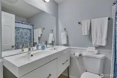 13209 Newcastle Way #A104, Newcastle, WA 98059 - Photo 19