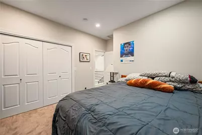 250 W St James Place, Longview, WA 98632 - Photo 33