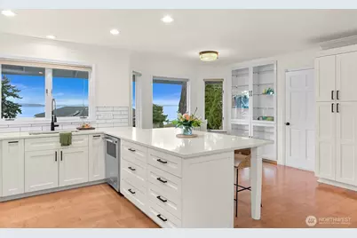 25 Shorewood Drive, Bellingham, WA 98225 - Photo 7