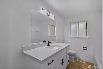 15017 11th Avenue Ct E, Tacoma, WA 98445 - Photo 25