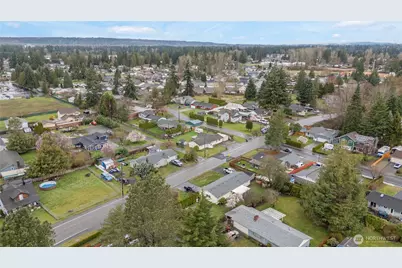 9304 55th Avenue NE, Marysville, WA 98270 - Photo 3