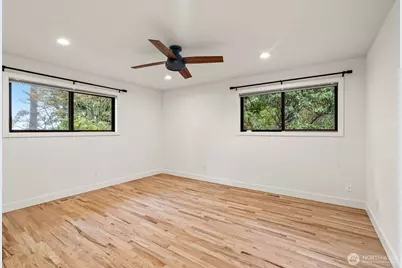 19125 94th Avenue W, Edmonds, WA 98020 - Photo 23