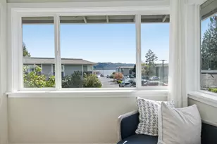 17404 NE 45th St, Redmond, WA 98052 - Photo 17