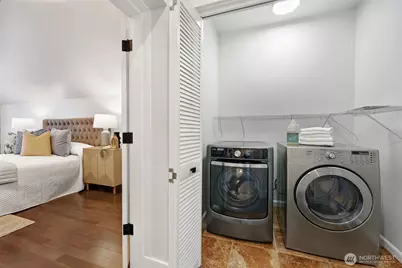 730 N 87th Street, Seattle, WA 98103 - Photo 25