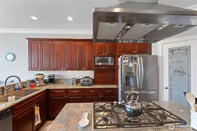 880 Shoshone Drive, La Conner, WA 98257 - Photo 13