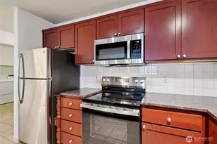 701 1st Ave N, Seattle, WA 98109 - Photo 17