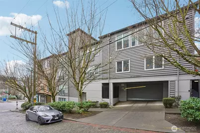 701 1st Avenue N #204, Seattle, WA 98109 - Photo 37