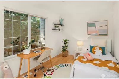 18544 NE 57th Street, Redmond, WA 98052 - Photo 9