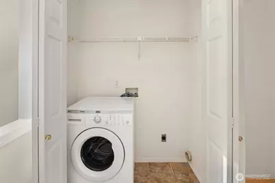 18544 NE 57th Street, Redmond, WA 98052 - Photo 17