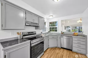 5736 S 238th Ct, Kent, WA 98032 - Photo 5