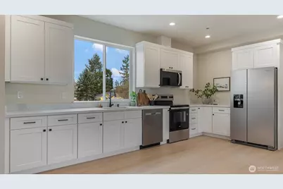 225 106th Street SW #A1, Everett, WA 98204 - Photo 7