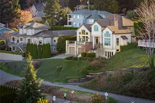 15517 Lake Shore Blvd NE, Lake Forest Park, WA 98155 - Photo 3